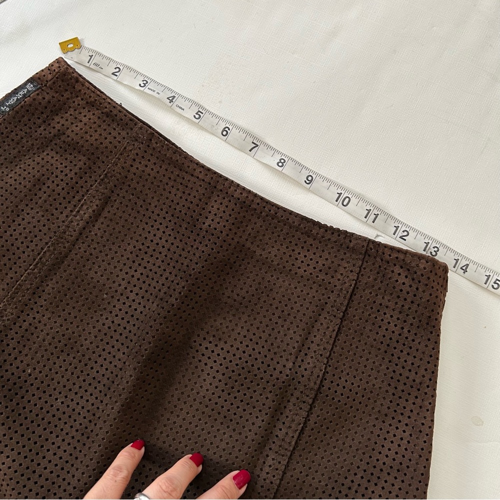 Vintage Armani Jeans Suede Brown mini skirt size 8 - Picture 14 of 15